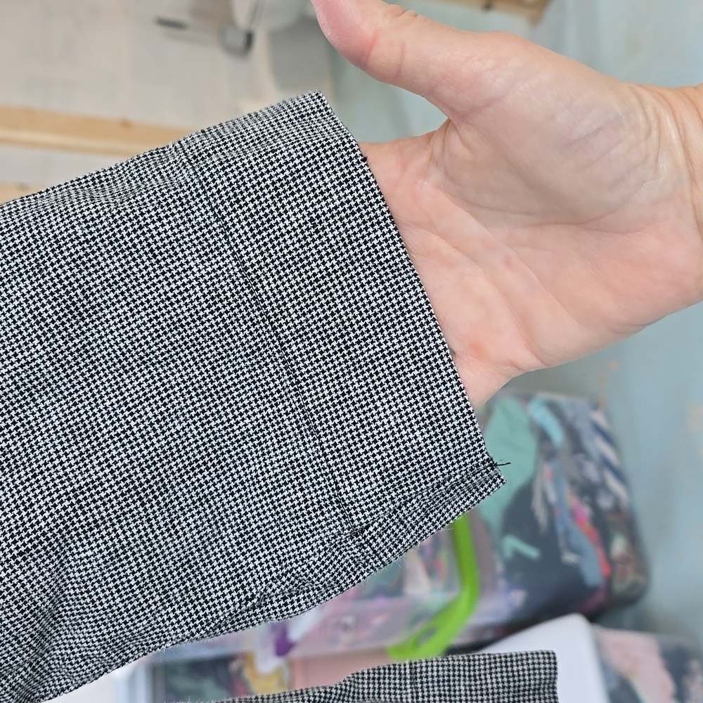 Hot cotton top - Picture 3 of 6